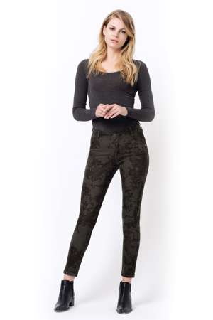 Rina-AM / Slim fit / Army print