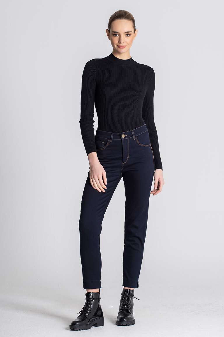 LIGHT-DLS / Tight fit / Denim.